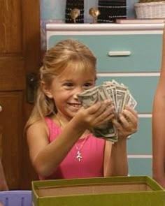 Relatable Photos Aesthetic, Jacquelinecore Aesthetic, Funny Vision Board, Michelle Tanner Icons, School Pfp Funny, Reaction Photos Funny, Tanner Core, Mood Pictures Aesthetic, Michelle Vibes