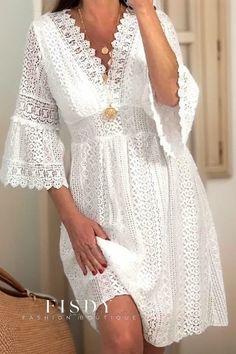 Fisdy - Vestido de encaje transparente con escote en V, exquisito adorno bordado y elegantes mangas de campana Dresses Streetwear, Lace Spring Dress, Elegant Mini Dress, Flare Sleeve Dress, Casual White Dress, Elegant Party Dresses, Clothing Summer, Short Lace Dress, Lace Short