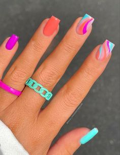 Bright Nails Square, Cute Nail Sets, Gel Powder Nails, Pink Tip Nails, Cow Nails, Nail Looks, Simple Gel Nails