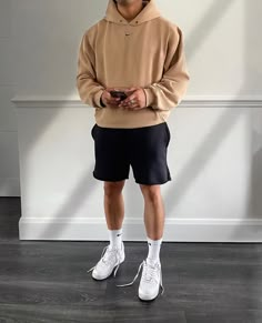 Casual Male Summer Outfits, Comfy Casual Mens Outfits, Mens Fashion Basics, Drip Summer Outfits Men, Men’s Streetwear Aesthetic, Men Aesthetic Outfits Summer, Summer Aesthetic Men Outfits, Spring Outfit Men 2024, Athlesuire Outfit Mens