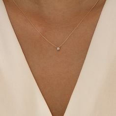 Dainty Solid Gold Necklace, Minimalistic Diamond Necklace, Minimalist Necklace Diamond, Simple Necklace For Wedding, Dainty Gold Diamond Necklace, Cute Diamond Necklace, Simple Gold Diamond Necklace, Dainty Everyday Necklace, Dainty Diamond Jewelry