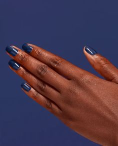 No budges, no grudges with this long-lasting nail polish in a navy blue crème finish. An intensely pigmented navy blue crème nail polish with our shiniest finish ever. It's so good, you won’t believe it’s not gel. Our pre-cured gel technology works its magic for up to 11 days of glossy gel-like wear. It’s no budges, no grudges when this long-lasting nail polish stuns around. Navy Chrome Nails, Opi Shades, Nail Polish Brush, Opi Colors, Wide Nails, Long Lasting Nail Polish, Opi Infinite Shine, Nail Drill Machine, Shine Nails