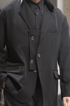 Yohji Yamamoto Menswear, Mens Winter Fashion, Yohji Yamamoto, Tailored Jacket, Suit Fashion, Japanese Fashion