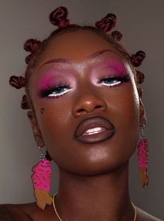 Alternative Makeup, Cool Makeup Looks, Edgy Makeup, Cute Makeup Looks, Makeup Eye Looks, Dark Makeup, Creative Makeup Looks, Eye Makeup Art, Dark Skin Makeup