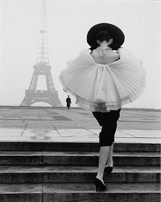 Audrey Hepburn Paris Vintage Foto's, Jacques Fath, Vogue Vintage, Glamour Vintage, Fotografi Vintage, Paris Vintage, Paris Mode, Dior Vintage