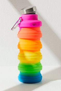 Sustainable Schools, College Supplies, Rainbow Water, Tiny House Storage, Collapsible Water Bottle, Best Water Bottle, Cute School Supplies, Bottle Shop, Bottle Storage