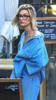 Hailey Bieber Eyeglasses, Glasses Inspiration, Hailey Bieber Style, Denim Set, Glasses Fashion Women, Stylish Glasses, New Glasses