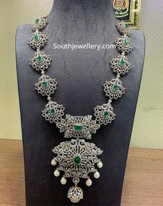 Diamond Vaddanam, Long Diamond Necklace, Diamond Haram, Gold Jewellery India, Diamond Necklace Indian, Bridal Jewels, Gold Jewelry Simple Necklace, Beautiful Gold Necklaces