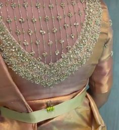 Net Saree Blouse Designs, Embroidery Dress Pattern, Maggam Blouse, Blouse Works, Latest Bridal Blouse Designs, Anarkali Dresses, Lace Suit, Sleeves Embroidery