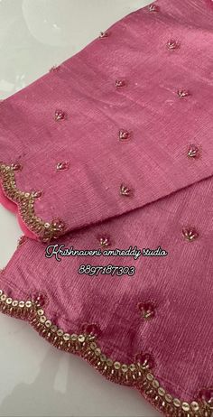 Scallop Embroidery Blouse, Maggam Work Kurti Designs Latest, Small Maggam Work Designs, Khat Work Blouse Design, Simple Zardosi Work, Pink Aari Blouse, Pink Maggam Work Blouse, Simple Handwork Blouse Design, Zardosi Embroidery Blouse