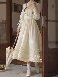 ❤︎French Vintage Romantic Embroidery Dress + Waist Ribbon

Pre-order item】】.❤︎ White Victorian Dress Short, Vintage Royal Outfits, Girly Chic Outfits Classy, Casual Victorian Dress, 1910s Fashion Women Casual, Simple Victorian Dress, Old Fashioned Dresses Vintage, White Frilly Dress, Vintage French Dress