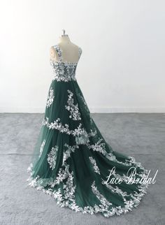 This is a customized product, please provide measurement and phone number when ordering. Thank you Lace Wedding Dress, A-line Dark green Tulle Lace Wedding Dress, Elegant Wedding Gown, Boho Wedding Gown with Corset Top 1.As always, Custom Made(your own size, your preferred color). 2.I carefully select high-quality beads, pearls, fabrics and threads to create every dress. 3.For this style, I need: 【Information required to place an order】 Color: 【Dark green tulle + ivory lace]】 Height: Bust: Waist Nature, Wedding Dress Dark Green, Green And White Wedding Dresses, Green Wedding Dress For Bride, Green And White Wedding Dress, Dark Green Wedding Dress, Teal Wedding Dress, Emerald Wedding Dresses, Emerald Green Wedding Dress