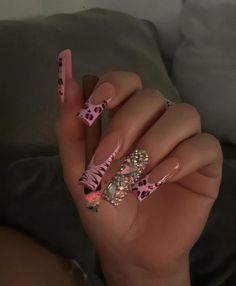 Bling Set Nails, Pink Girly Nails, Xoxo Nails, Mexican Nails, Zebra Print Nails, Hard Nails, Nail Time, Colored Acrylic Nails, Girly Acrylic Nails