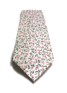 This listing is for one 100% cotton pink floral necktie.  Use drop down list for necktie size and pattern. Don't like this color or print?  Convo me, I love custom orders and I'm sure we can find a fabric that will work for you. Interested in an order for your wedding party?  Tux and Tulle neckties and bow ties are a perfect gift for your groom, groomsmen, and ring bearers. Mix and match prints to create a unique and personalized look for your bridal party.  Request a custom order on my site or Pink Floral Bow Tie, Pink Floral Tie, Bridemaids Hairstyles, Blush Tie, Casino Wedding, Floral Ties, Floral Necktie, Flower Tie, Ring Pillows