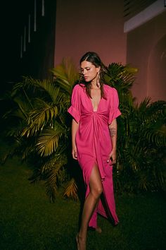 Summer Midi Dress, Beach Wedding Guest Dress, Summer Wedding Guests, Guest Attire, Wedding Attire Guest, Pink Fits, Cocktail Attire, Midi Dress Summer, Puffed Sleeves