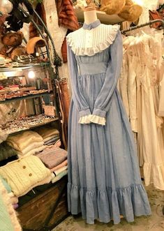 Gilbert Blythe, Old Dresses, Muslimah Fashion, Lolita Dress