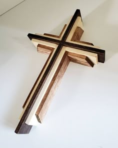 Diy Wood Cross, Wood Cross Crafts, Woodworking Plans Patterns, Wedding Registry Ideas, Decorative Cross, Skull Stencil, Rustic Cross, Wooden Crosses