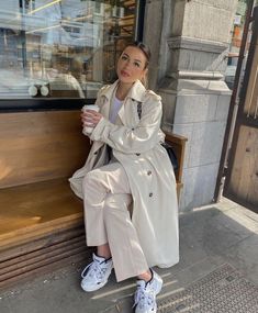 London Outfit, Event Outfit, Casual Work Outfits, Coat Outfits, Mode Inspo, Outfit Inspo Fall, Winter Outfits Women, Business Casual Outfits