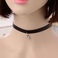 This Bell Choker Is A Fun Addition To Your Wardrobe And Your Style A Fun Wear! Kevin Costume, Choker With Bell, Chokers Black, Bell Choker, Choker Outfit, Acubi Aesthetic, Bell Collar, Diy Wire Jewelry Rings, Chokers Necklace