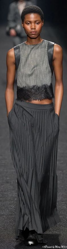 #AlbertaFerretti #Fall2024RTW #Runway #Fashionrunway Fashion Trend Board, Long Knitted Dress, Evening Outfits, Runway Looks, Street Style Chic, Black Women Fashion, All Black Outfit, Alberta Ferretti, Fall 2024