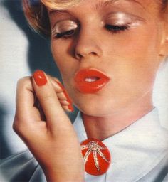 Coral Lips, Look Retro, Red Lipstick, Moda Vintage, Beauty Editorial