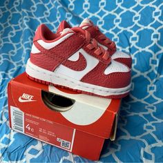 Toddler Size 4c Brand New With Box Ships Fast & Safe Nike Dc9562-111 Td Unisex Little Kids Girls Boys Baby Grade School Pre Triple Pink White Original Authentic Premium Air Basketball Hologram Gym Max Force 1 Vapor 90s Og Dunk Jack Zoom Techunc Vintage Special Limited Edition Rare Travisis Cactus Olive 4 Jack Anthracite Smoke Varsity Team Sport Shoes Retro True Cement White Oreoes Red Bred Chicago Toe High Top Mid Low Dunk Vapormax Force Presto Huarache Blazer Bordeaux Mars Glow Stealth Haze Chr Unc University, Basketball Baby, Baby Nike, Baby Fits, Shoes Retro, Red Nike, Baby Sneakers, Pink Brand