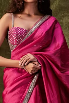 Wedding Saree For Bridesmaid, Saree From Scratch, Pink Blouse Design, Farewell Saree, Latest Saree Blouse, Farewell Sarees, Punit Balana, Sarees For Girls, Saree Looks