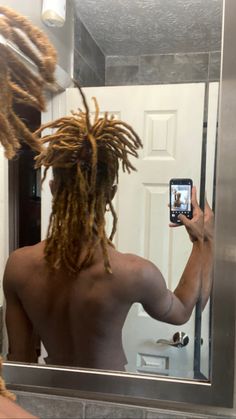 Dreads Styles Black, Short Dreadlocks Hairstyles, Boys Colored Hair, Dread Hairstyles For Men, Blonde Dreads, Men Hair Color, Dreadlock Hairstyles For Men, Black Men Hairstyles