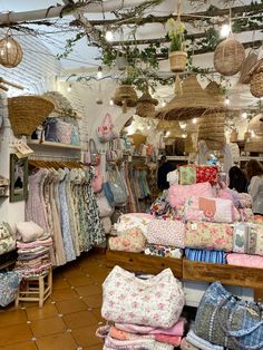 Scandi Aesthetic, Aesthetic Stuff, European Summer, Positano, Beach Vibe, Vintage Store, Summer Aesthetic, Room Inspo, Osaka