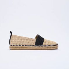 Nwt Zara Natural Combination Flat Espadrilles In Size Us 7.5. Low-Heeled Espadrilles In Contrasting Colors. Insole With Topstitching Detail. Back Pull Tab. Sole Height: 2 Cm / 0.8 Inches Composition: Upper Main Fabric: 70% Polyethylene Fibre, 30% Nylon Secondary Fabric: 100% Polyester Lining 100% Cotton Sole 100% Thermoplastic Rubber Insole 100% Polyurethane Casual Flats With Woven Sole, Casual Espadrille Flats With Woven Sole, Brown Slip-on Espadrilles With Woven Sole, Espadrilles With Woven Sole And Flat Heel For Outings, Flat Espadrilles With Woven Sole For Outings, Espadrilles With Woven Sole For Outings, Straw Espadrilles With Textured Footbed And Round Toe, Natural Espadrilles With Woven Sole And Round Toe, Natural Flats With Woven Sole And Round Toe