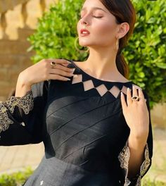 Tailor Design, Chudidhar Neck Designs, Suit Neck Designs, Trendy Shirt Designs, Kurti Neck, Back Neck Designs