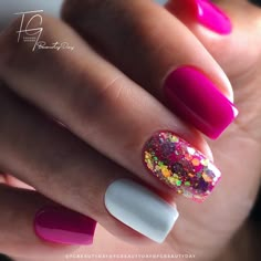 Fiusha Nails, Hot Summer Nails 2023, Nails Fucsia, Unghie Nail Art, Toe Nail Color, Pink Gel Nails, Dipped Nails