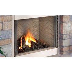 Superior VRE4300 Vent-Free Outdoor Gas Fireplace with White Herringbone Liner Outdoor Pizza Oven Kits, Ventless Fireplace, Stainless Steel Screen, Stainless Steel Hood, Outdoor Gas Fireplace, Steel Curtain, Oak Logs, Ceramic Fiber, White Herringbone