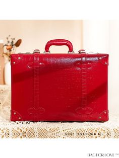 BagForLove - urecity Vintage Leather Carry-on Trunk - Stylish Mini Travel Case for Women, Overnight, Non-wheeled Product Description Color Red Alligator Material PVC Strap Type Detachable Water Resistance Level No Waterproof Composition 100% Polyvinyl Chloride Details Pictures Similar Products h2 { text-align: center; } /* æ¢è¡ */ li{ white-space: normal; word-break: break-all; word-wrap: break-word; } .red-box { width: 100%; display: flex; flex-direction: row; flex-wrap: wrap; justify-content: center; } .red-box > div { width: 190px; height: 250px; margin: 10px; } .red-box > div > a > img { width: 190px; height: 250px; } .size-box { width: 100%; margin: auto; white-space: nowrap; } .table { border-collapse: collapse; border-spacing: 0; width: 100%; table-layout: fixed; } tr, td, th { bo Travel Bag, Trunk Suitcase, Polyvinyl Chloride, Word Wrap, Diy Supplies, Travel Case, Brand Colors, Vintage Leather, Luggage Bags