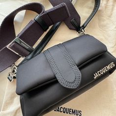 Authentic Small Nylon Bag Comes In The Dust Bag. New. Bags Jacquemus, Jacquemus Bags, Mini Bag Black, Jacquemus Bag, Nylon Bag, Office Outfits, Cloth Bags, Mini Bag, Dust Bag