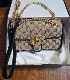 Gucci GG Marmont Diagonal Quilted Brown Black Small Shoulder Handbag 443497. Like new, barely used. In excellent condition. Gucci Purse Outfit, Diagonal Quilt, Gucci Purse, Gucci Purses, Gucci Gg Marmont, Gg Marmont, Shoulder Handbags, Bags Handbags, Like New