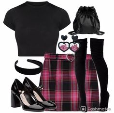 Cute Draculaura, Extra Fashion, Punk Style Outfits, A Cartoon Character, Inspired Clothes, Pastel Goth Fashion, Website Coming Soon, Elegant Dresses Classy, Casual School Outfits