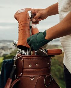 14.10.2024 / Part 1 - vintage details ————————————————————— @pinterest Golf Photography, Hockey Gloves, Golf Inspiration, Driver Covers, Golf Drivers, Golf Shop, Classical Design, Golf Attire