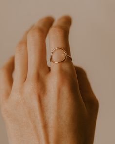 Open Circle Ring Our Open Circle Ring is perfect for everyday wear, with a hammered texture on the band. Made in 14k Gold Fill or Sterling Silver from sizes 5-16. Half Sizes are available. Minimal Rings Gold, Minimalist Gold Rings, Gold Circle Ring, Open Circle Ring, Hand Poses, Open Ring Gold, Minimalistic Jewelry, Open Heart Ring, Gold Stacking Ring