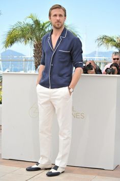 Actor Ryan Gosling attends the 'Drive' photocall during the 64th Annual Cannes Film Festival at Palais des Festivals on May 20, 2011 in Cannes Men Pajamas Fashion, Ryan Gosling Style, David Schwimmer, Hollywood Men, Pajama Fashion, Best Dressed Man, Stylish Celebrities, Mens Fashion Smart, Celebrity Dads