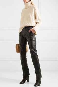 Outfits Leggins, Office Wardrobe, Birger Christensen, Winter Mode, Cute Winter Outfits, Leather Trousers, Leather Outfit