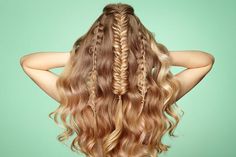 Simply Stylish: 12 Fishtail Braid Hairstyles for All Hair Lengths – TressVibe Fishtail Braid Hairstyles, Make Hair Grow, Hair Fixing, Hair Guide, Braids With Curls, Beauty Remedies, Hair Growth Tips, Braids For Long Hair, Fish Tail Braid