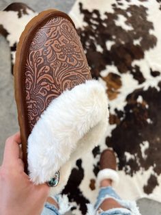 True to size fit If you are typically a half size, we recommend to size up to the nearest full size Western Slippers, Western House, Watch Band Bracelet, Western Boutique, Sitewide Sale, Pink Friday, Country Dresses, Cowgirl Chic, Shoe Inspo