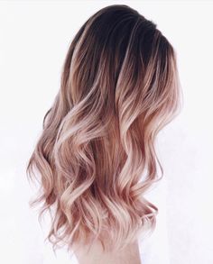 2019 Trending hair colors and styles (pin now, read later) - Elm Drive Designs % % Gold Blonde Hair, Rose Gold Hair Ombre, Rose Gold Blonde, Blond Ombre, Pink Hair Dye, Ombre Hair Blonde, Hair Toner, Gold Blonde, Ombré Hair