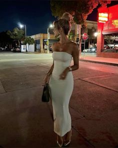 Women’s dress Women’s sexy dress Going out dress White dress Maxi dress Tight dress June Outfits, Prom Dresses Strapless, Vacay Fits, White Prom Dresses, White Prom, Fest Outfits, Strapless Prom Dress, 2024 Outfits, Spring Clothes