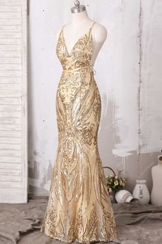 Glamorous Gold Mermaid Dress With Sequins, Glamorous Gold Sequin Mermaid Dress, Gold Sequined Floor-length Mermaid Dress, Gold Floor-length Mermaid Dress For Prom, Gold Mermaid Dress With Sequins For Wedding, Gold Sequined Mermaid Dress For Wedding, Gold Sequined Mermaid Wedding Dress, Gold Backless Gown For Prom, Glamorous Gold Mermaid Dress For Prom Season