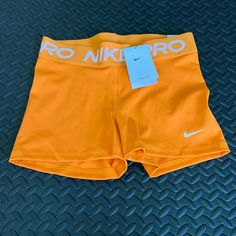 New With Tag Color: Bright Orange/White Inseam 3” Wps1 Camo Pants Orange Top, Nike Pro Shorts Orange, Colored Nike Pros, Orange Nike Pros, Athletic Clothes Png, Colorful Sporty Outfits, Nike Pros Aesthetic, Nike Workout Outfits, Nike Clothes Women