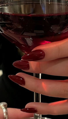 Kutek Disney, Dark Red Nails, Wine Nails, Red Nail Polish, Red Nail, Minimalist Nails, Dream Nails, Nail Arts