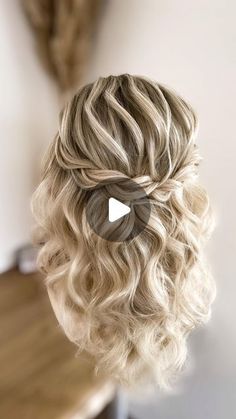 Madrina Hairstyles Down, Hairstyles Using Curling Iron, Half Up Half Down Hairstyles Video Tutorial, Half Back Updo, Soft Braids Hairstyles Half Up, Extension Half Up Half Down, Half Up Half Down Medium Hairstyles, Half Up Shoulder Length Hair Wedding, Half Updo Wavy Hair