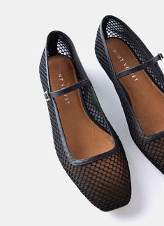 Black Mesh Ballet Pumps Elegant Evening Mesh Flats, Black Mesh Ballet Flats With Flat Heel, Elegant Summer Mesh Ballet Flats, Elegant Mesh Ballet Flats For Summer, Chic Evening Mary Janes For Summer, Black Mesh Ballet Flats, Everyday Loafers, Fancy Dress For Kids, Fancy Dress Accessories